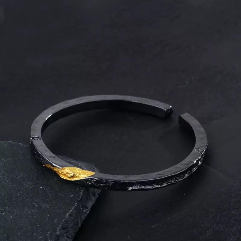 Fire Blaze Gold Vein Bangle